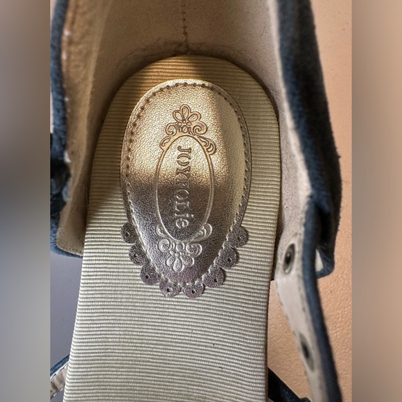 Joyfolie Flats - Picture 5 of 9